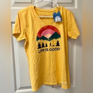 NWT Life is Good T-shirt
